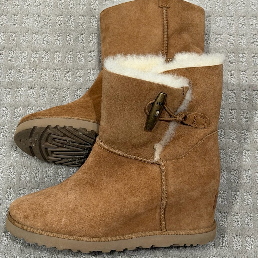 Cozy Tan Suede Women's Boots